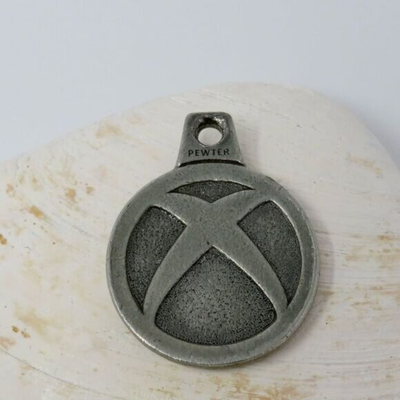 Other - Vintage XBOX pewter key holder